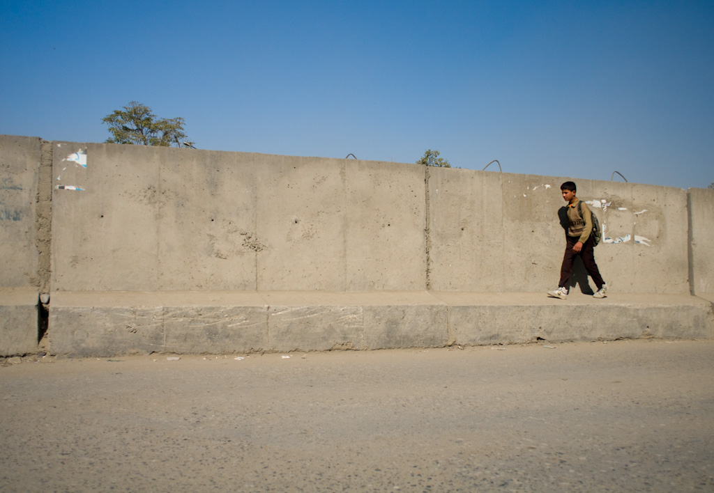 Kabul: blast walls on the edge of the Green Zone used as pedestrian walkway