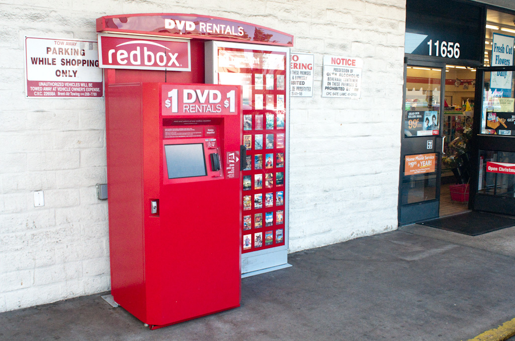 Los Angeles: redbox vending machine