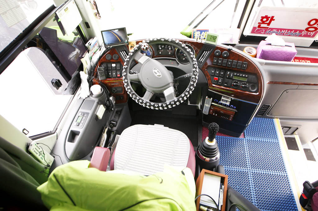 Cheju: interior tour bus console