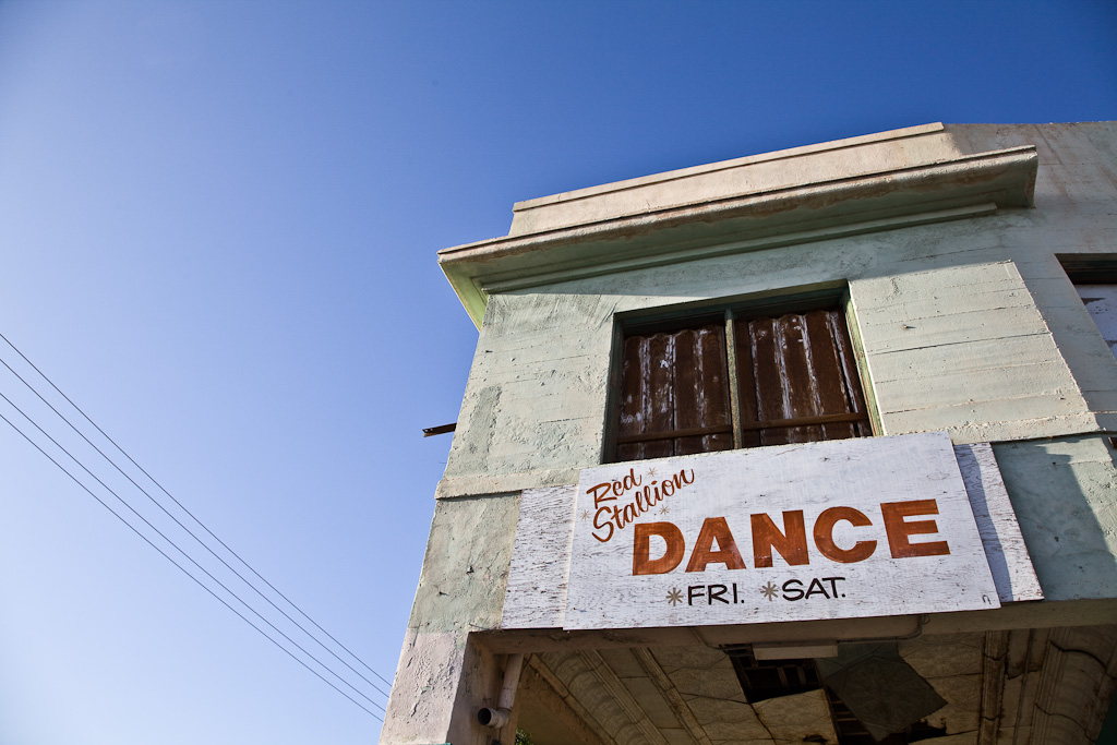 El Centro: dance hall typography