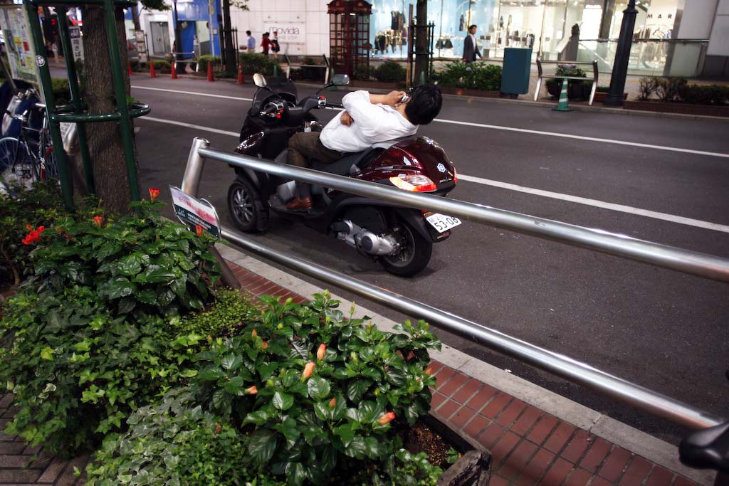Shibuya: motorbike