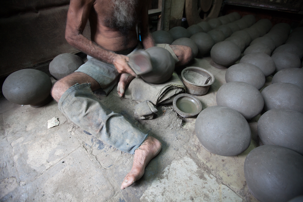 Mumbai: pottery textures