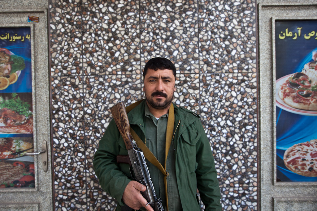 Herat: Restaurant Guard