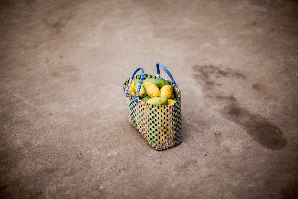 Hsipaw: Mango delivery