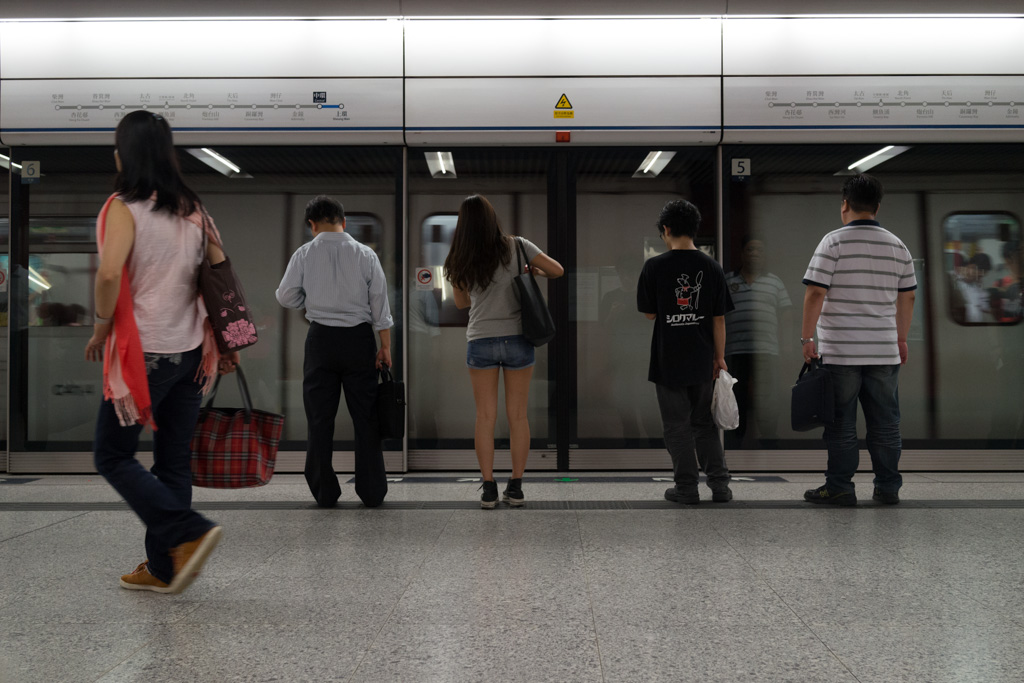 Hong Kong: how people wait